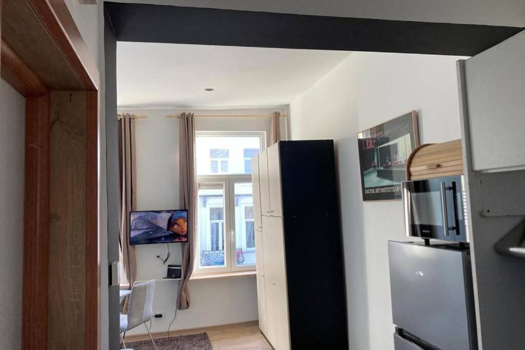 Magnifique Studio Au 2Eme Etage, A Proximite De La Gare Du Midi! Brüssel Exterior foto